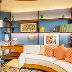 Apartment Round House
